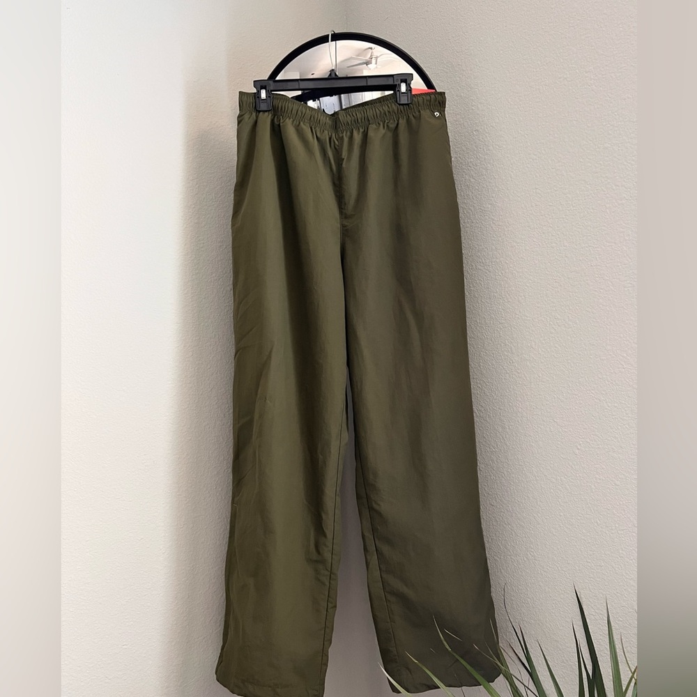 DSG X TWITCH + ALLISON Women's Side Zip Woven Pants